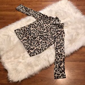 OC Order Plus Leopard Print Button Down sz Small